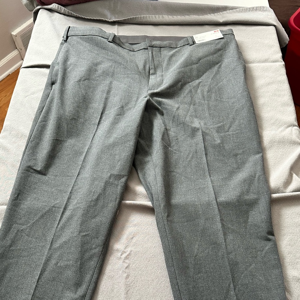 Uniqlo Smart Ankle Dress Pants. XXL